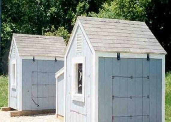 Small test houses to record space heating and cooling